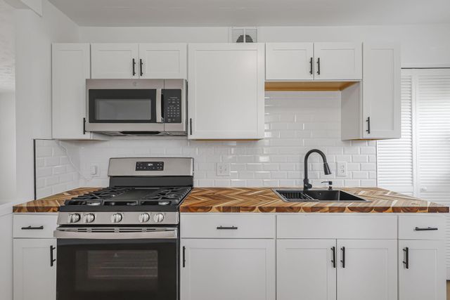 1272 E 15th Avenue, Columbus, OH 43211