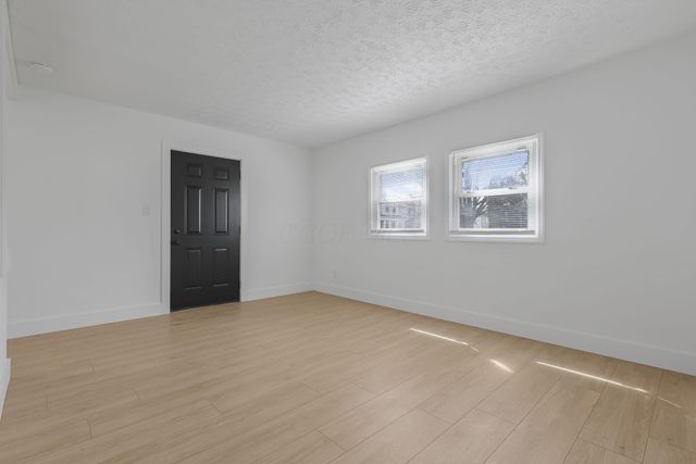 1272 E 15th Avenue, Columbus, OH 43211