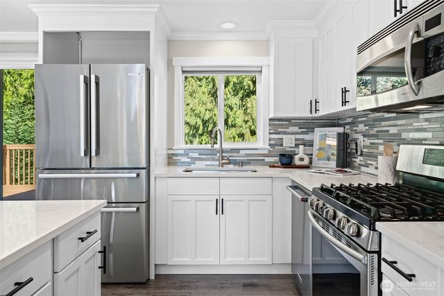 16905 21st Avenue SE, Bothell, WA 98012
