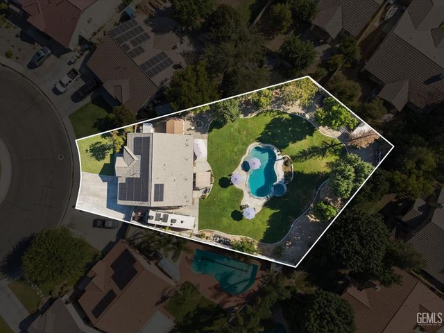 703 Astoria Park Drive, Bakersfield, CA 93311