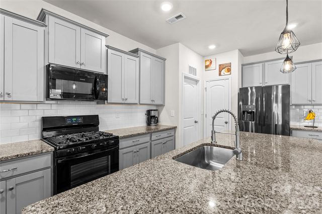 3447 Melwood Estates Drive, Denver, NC 28037