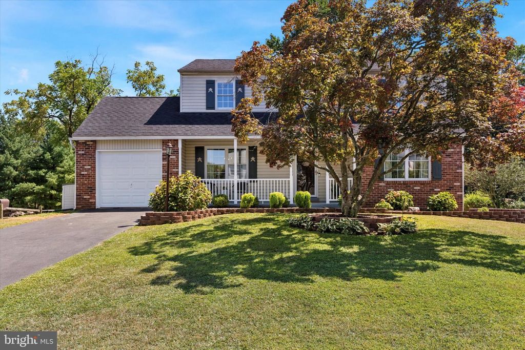24 CHEYENNE RD, Royersford, PA 19468