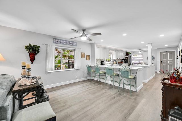 5759 Phoenix Palm Court C, Delray Beach, FL 33484