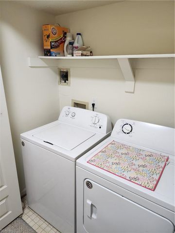 401 Henley Ct Apt K, Chesapeake, VA 23320