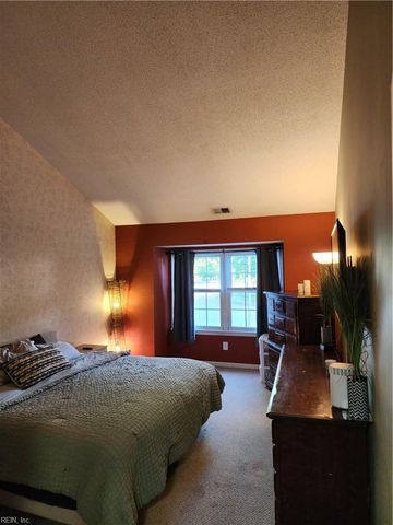 401 Henley Ct Apt K, Chesapeake, VA 23320