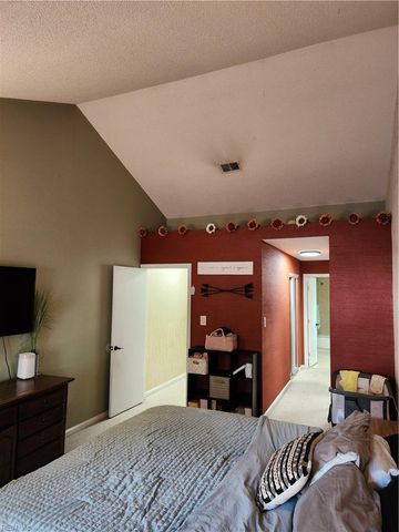 401 Henley Ct Apt K, Chesapeake, VA 23320