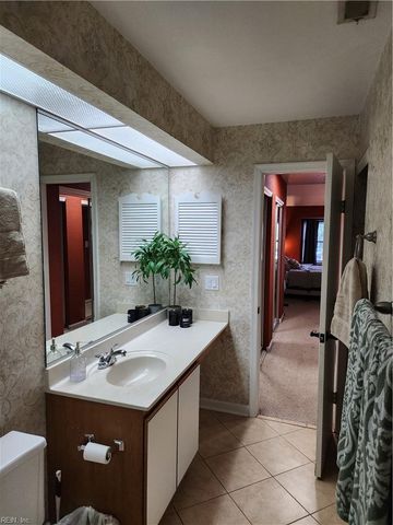 401 Henley Ct Apt K, Chesapeake, VA 23320