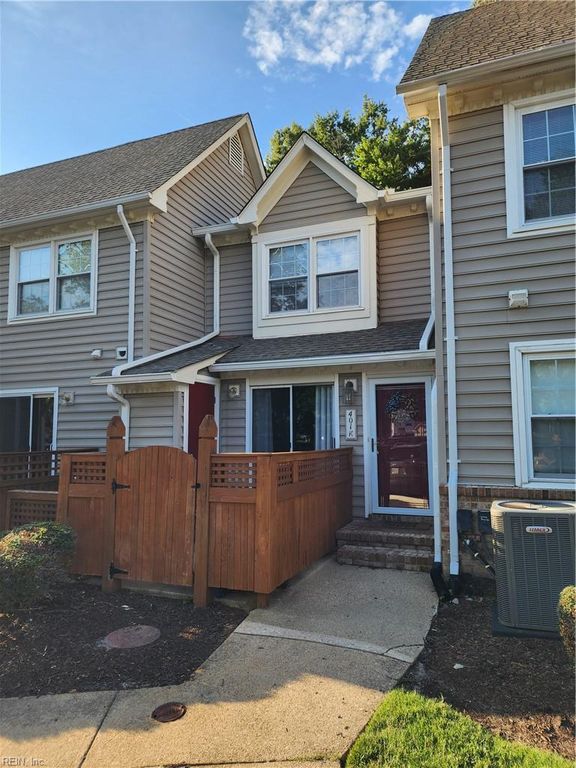401 Henley Ct Apt K, Chesapeake, VA 23320