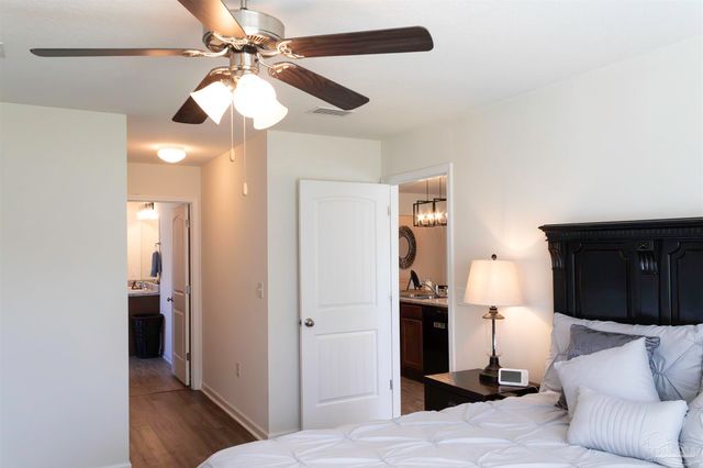 5883 Southern Bell Ct, Milton, FL 32570