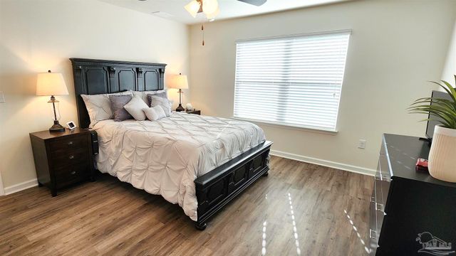 5883 Southern Bell Ct, Milton, FL 32570