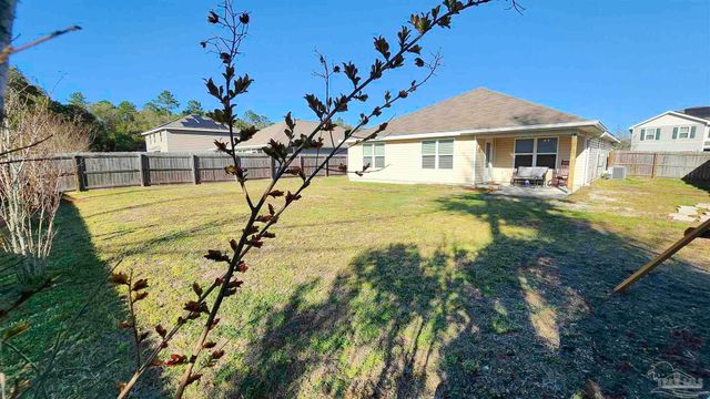 5883 Southern Bell Ct, Milton, FL 32570