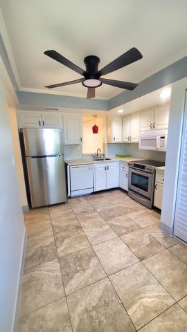 7680 NW 18th Street 105, Margate, FL 33063