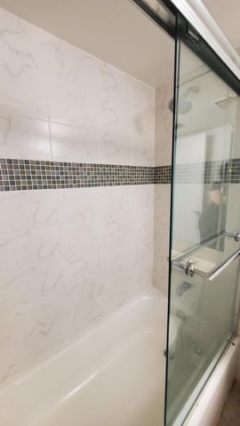 7680 NW 18th Street 105, Margate, FL 33063