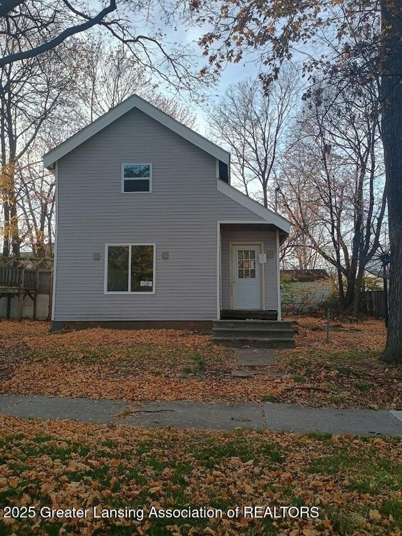 1022 S Grand Avenue, Lansing, MI 48910