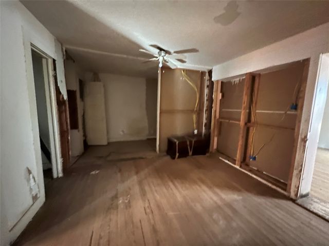 800 Roosevelt. Street, Wichita Falls, TX 76301