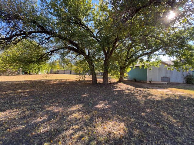 800 Roosevelt. Street, Wichita Falls, TX 76301