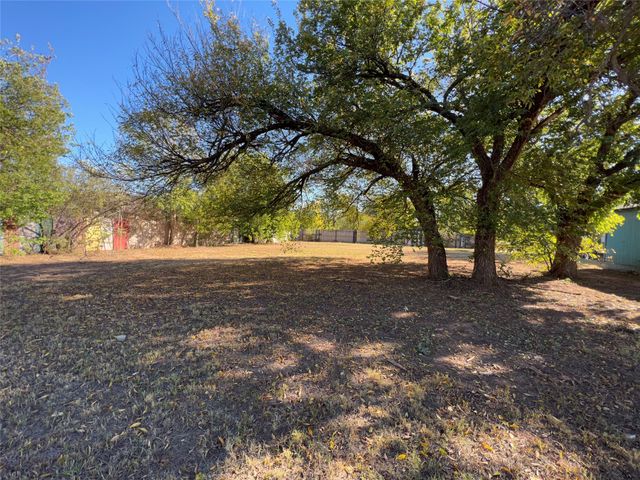 800 Roosevelt. Street, Wichita Falls, TX 76301