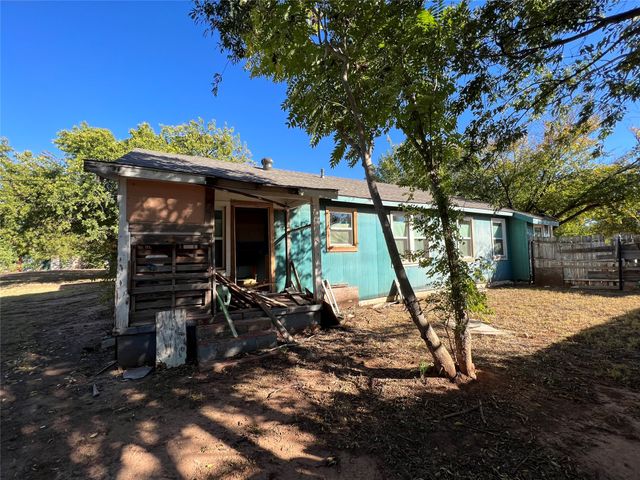 800 Roosevelt. Street, Wichita Falls, TX 76301