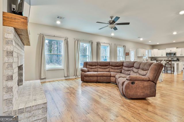 250 Mobley Bridge Road, Lagrange, GA 30241
