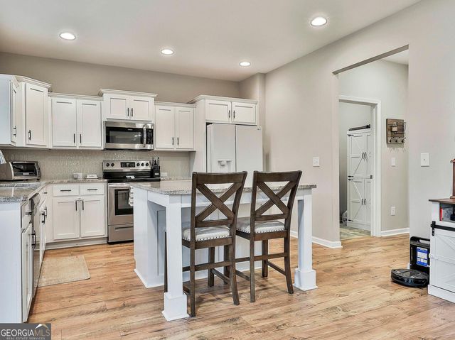 250 Mobley Bridge Road, Lagrange, GA 30241