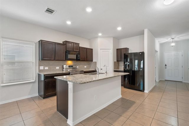 433 Druse LN, Jarrell, TX 76537