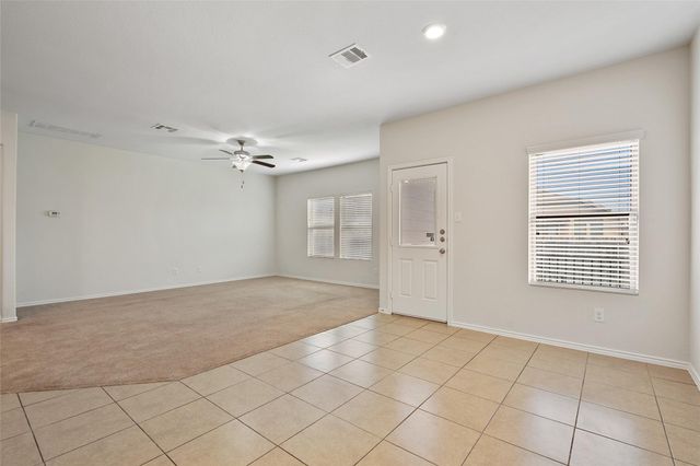 433 Druse LN, Jarrell, TX 76537
