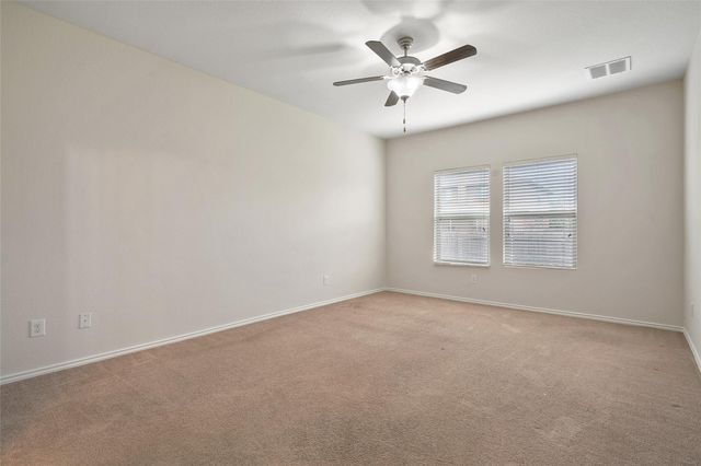 433 Druse LN, Jarrell, TX 76537