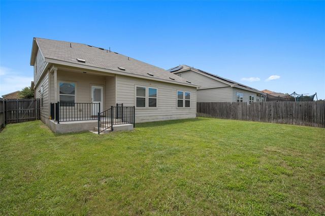 433 Druse LN, Jarrell, TX 76537