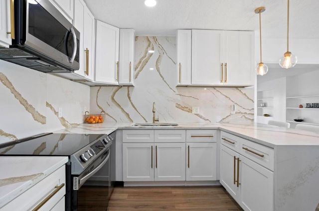 208 S WARD STREET, Tampa, FL 33609