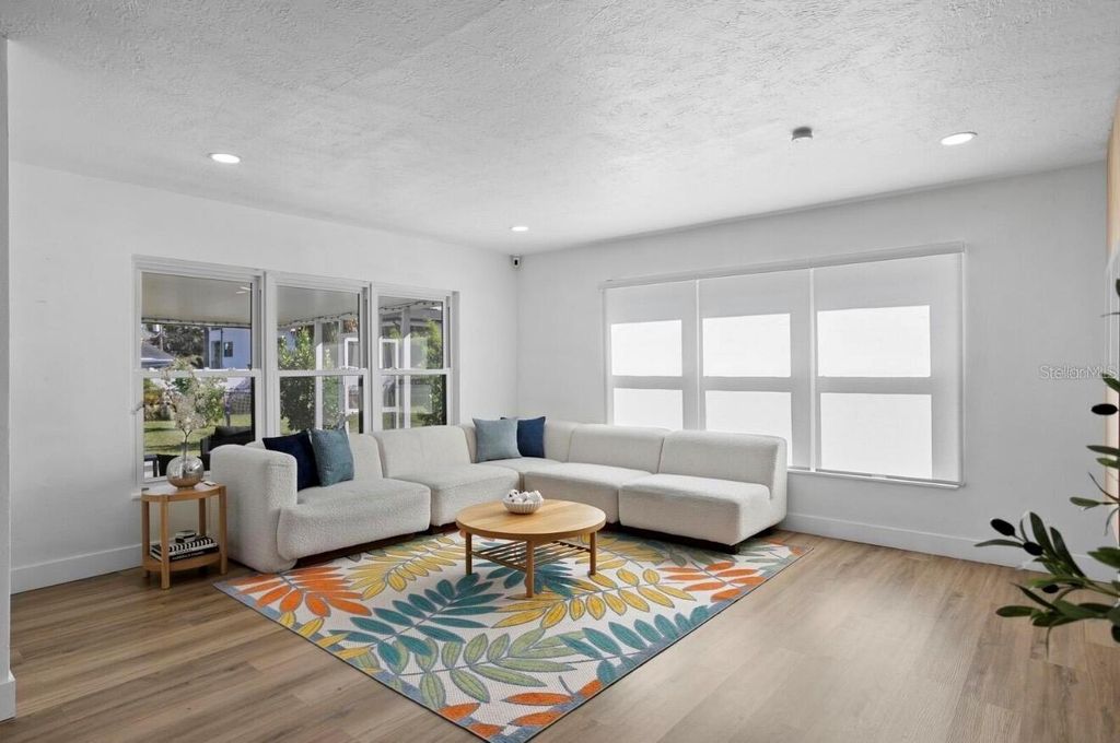 Image 11 of property listing at 208 S WARD STREET, Tampa, FL 33609