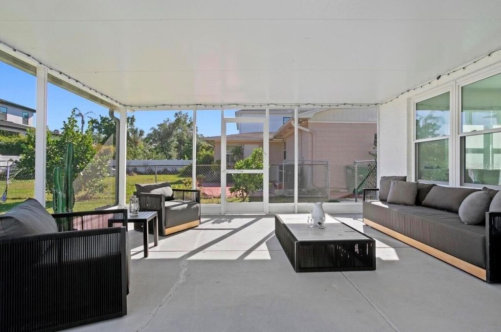 Image 39 of property listing at 208 S WARD STREET, Tampa, FL 33609