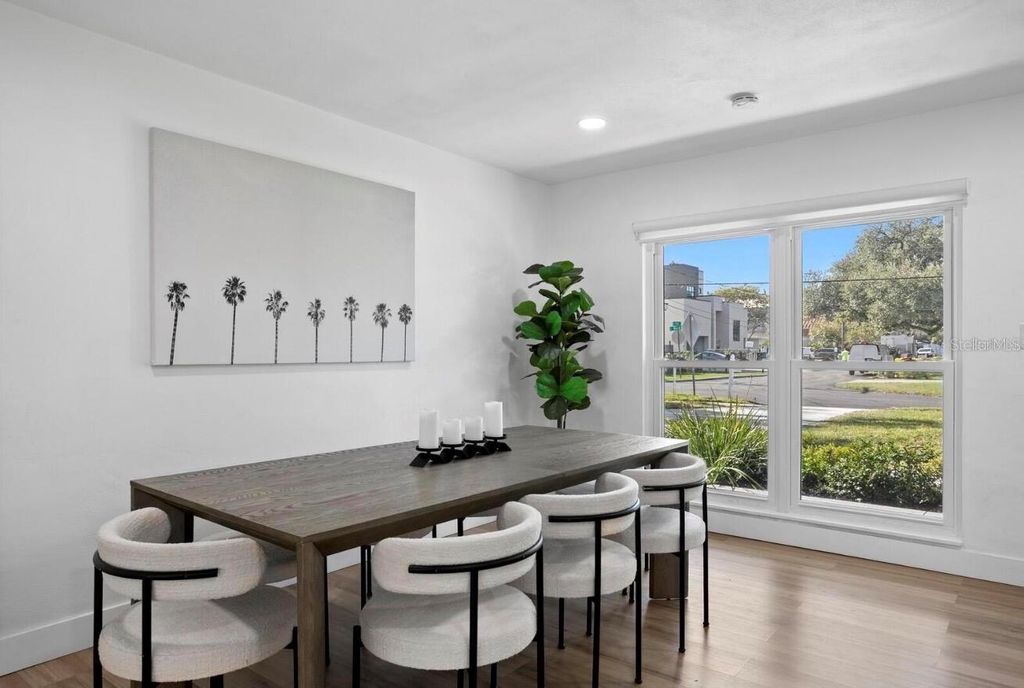 Image 9 of property listing at 208 S WARD STREET, Tampa, FL 33609