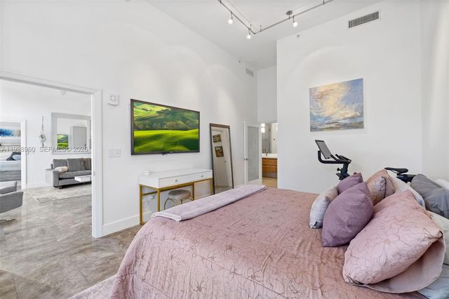 2001 Meridian Ave 107, Miami Beach, FL 33139