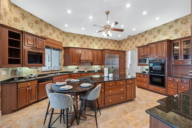 1473 SAIL HARBOR CIRCLE, Tarpon Springs, FL 34689