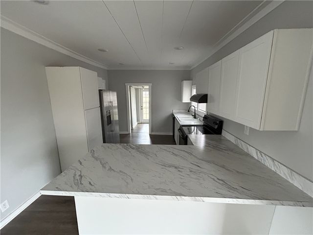 2003 S Carl Street, Siloam Springs, AR 72761