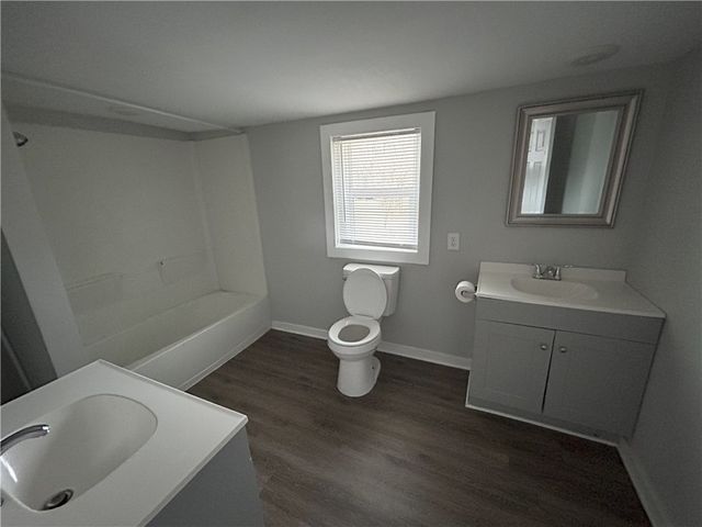 2003 S Carl Street, Siloam Springs, AR 72761