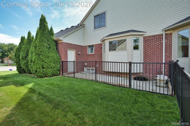 50569 Plaza Drive, Macomb Township, MI 48042