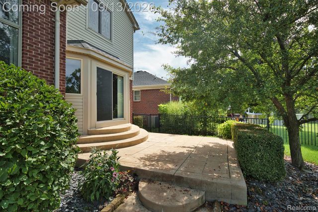 50569 Plaza Drive, Macomb Township, MI 48042