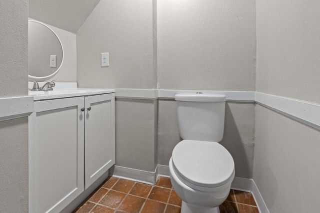 3913 N 70th STREET, Milwaukee, WI 53216
