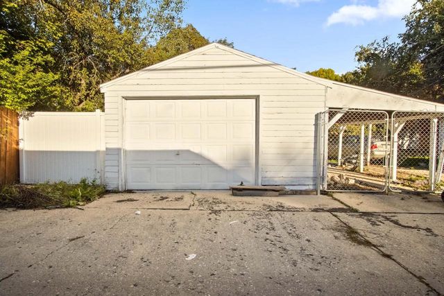 3913 N 70th STREET, Milwaukee, WI 53216