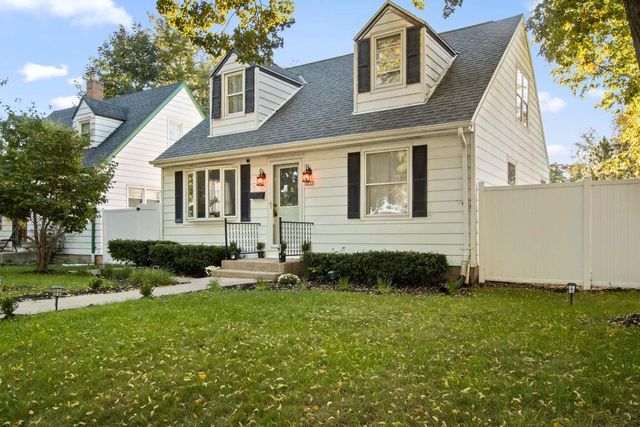 3913 N 70th STREET, Milwaukee, WI 53216