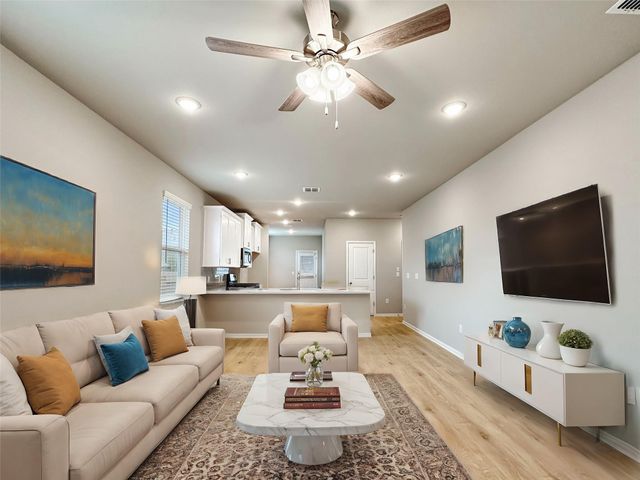 249 Porter Country PKWY, Buda, TX 78610