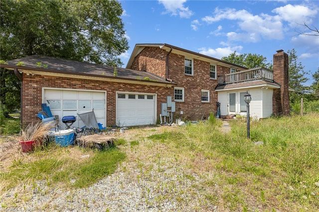 9441 County Line Road, Kernersville, NC 27284