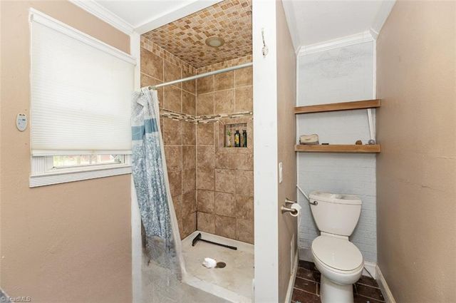 9441 County Line Road, Kernersville, NC 27284