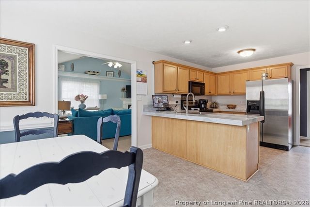 121 Van Buren Drive, Raeford, NC 28376