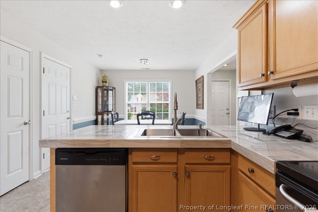 121 Van Buren Drive, Raeford, NC 28376