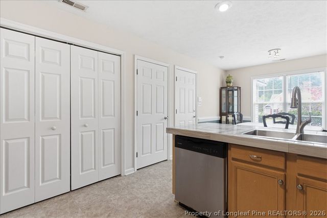 121 Van Buren Drive, Raeford, NC 28376