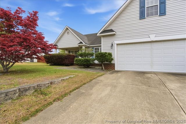 121 Van Buren Drive, Raeford, NC 28376