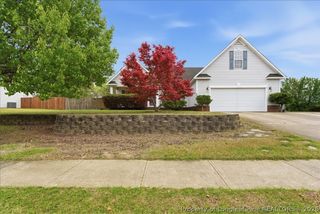 121 Van Buren Drive, Raeford, NC 28376