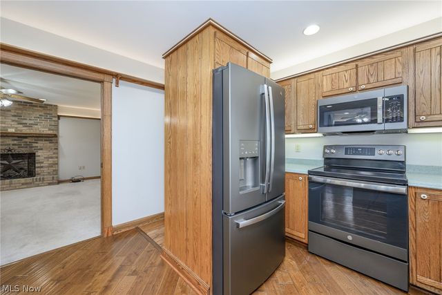46675 Clarkson Rd, Rogers, OH 44455